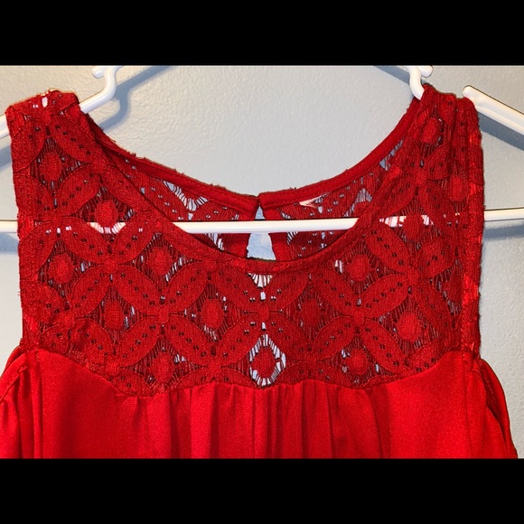 Cold Shoulder Top - Picture 4 of 4